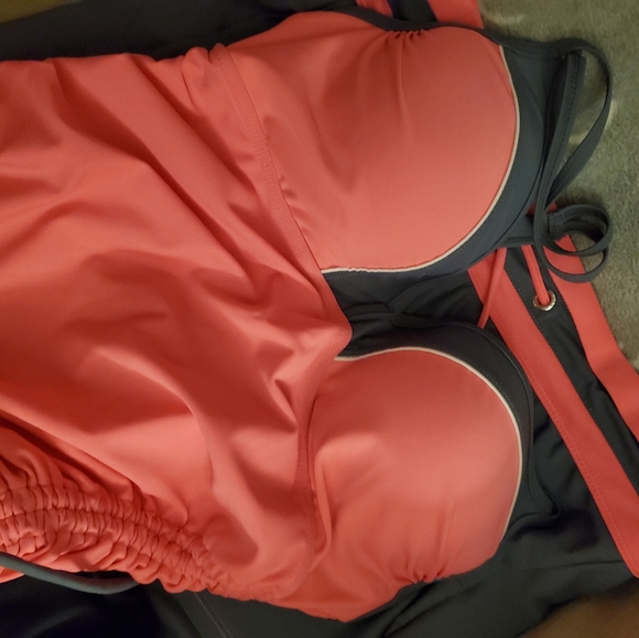 Tankini bathing suit - Picture 2 of 5